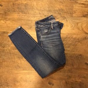 American Eagle cropped skinny jeans